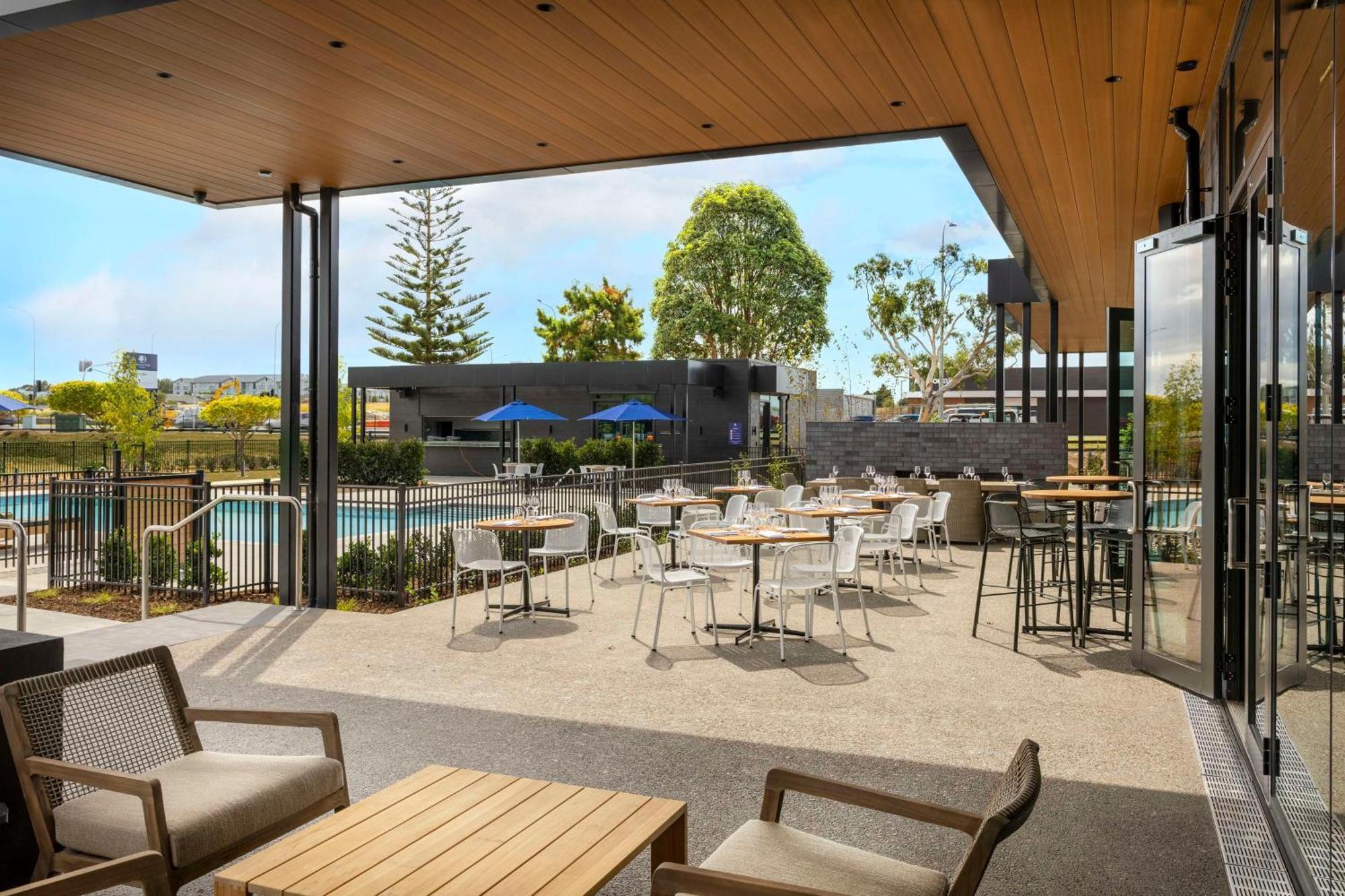 Doubletree By Hilton Auckland Karaka Hotel Kültér fotó