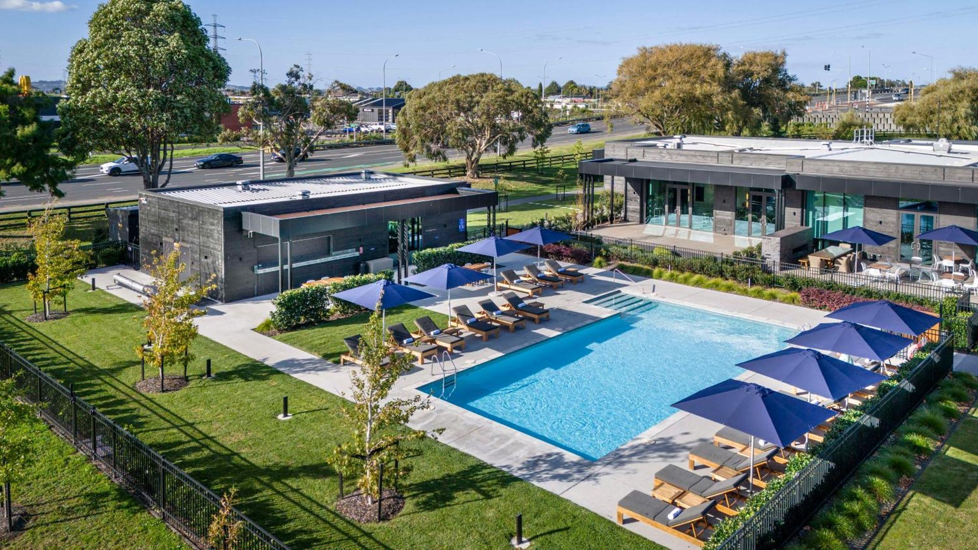 Doubletree By Hilton Auckland Karaka Hotel Kültér fotó