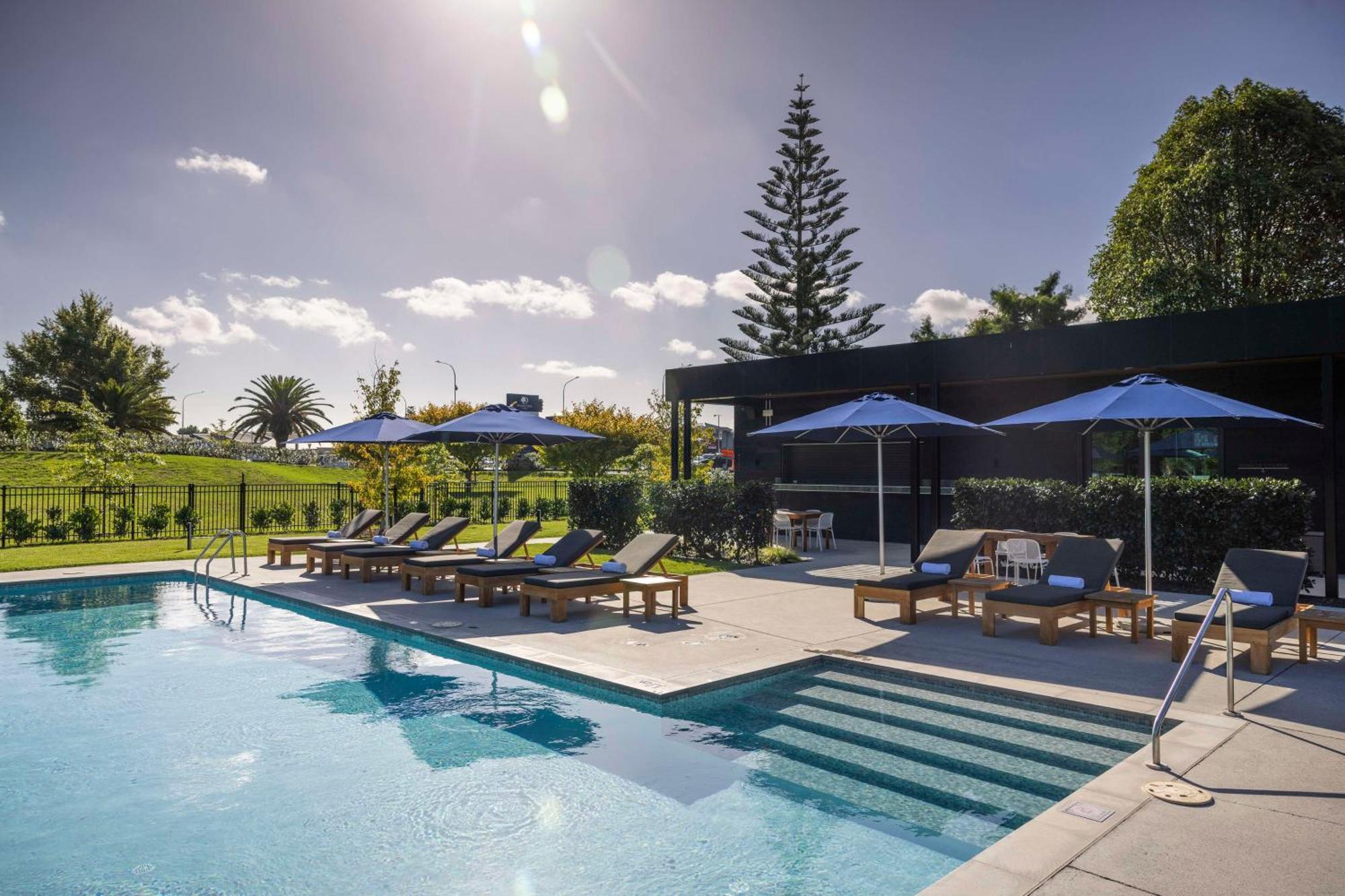 Doubletree By Hilton Auckland Karaka Hotel Kültér fotó